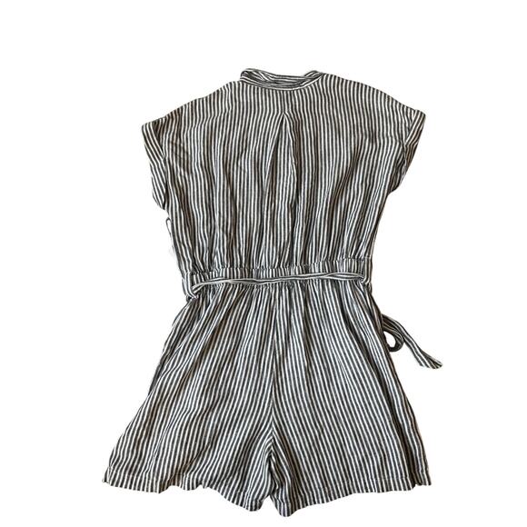 NWT Liz Claiborne | Linen-Blend Blue + White Striped Romper | Size XL - Picture 4 of 8